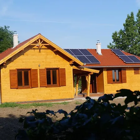 Σπίτι διακοπών Mezes Tanya *